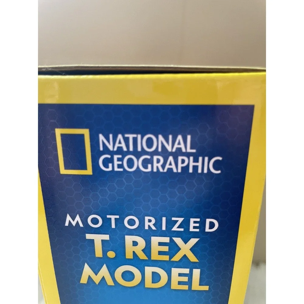 National Geographic‎ Motorized T. Rex Model STEM Kit 50+ Pc Wooden Dinosaur New